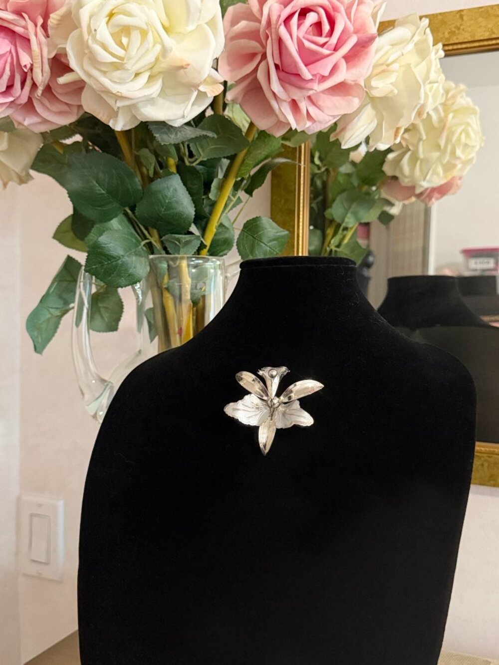 Vintage Mid Century Modern Silvertone Orchid Flower Brooch